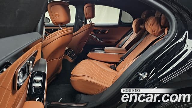 Mercedes-Benz S-Class 2023 — Фото 12/20