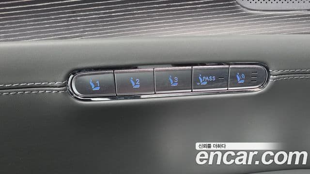 Genesis G90 2024 — ფოტო 16/44