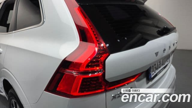 Volvo XC60 2023 — Şəkil 3/34