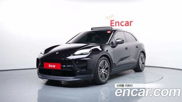 Porsche Macan EV 2025 — Photo 15/35