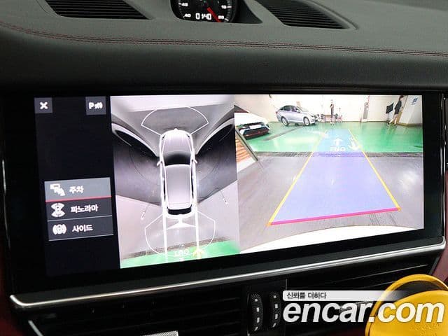 Porsche Cayenne 2019 — Photo 17/20