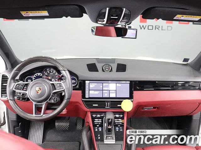 Porsche Cayenne 2019 — Photo 3/20