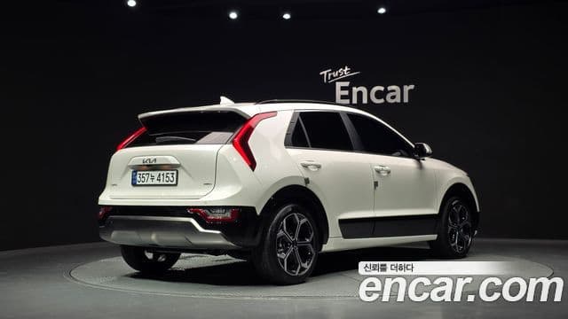 Kia Niro 2025 — Şəkil 2/33