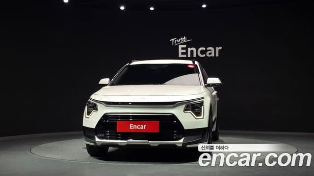 Kia Niro 2025 — Şəkil 26/33