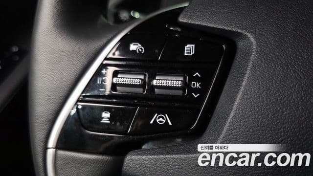 Kia Niro 2025 — Şəkil 27/33