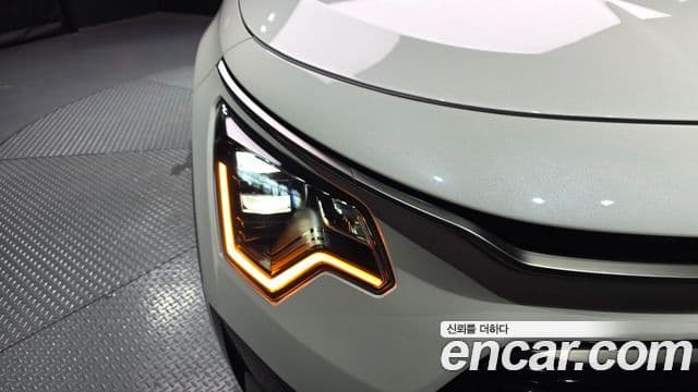 Kia Niro 2025 — Şəkil 23/33