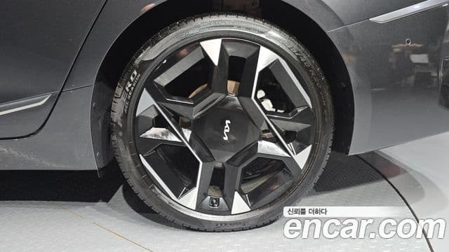 Kia K8 2025 — Photo 28/31