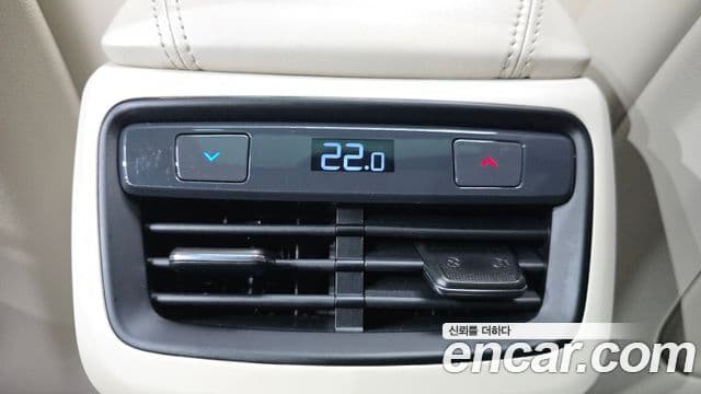 Kia K8 2025 — Photo 27/31