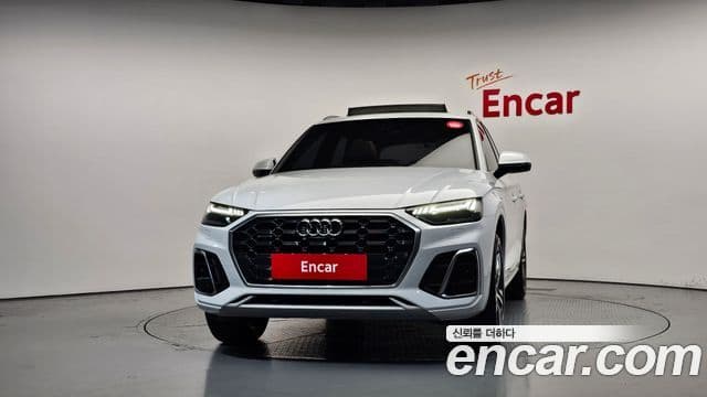 Audi Q5 2021 — ფოტო 19/35
