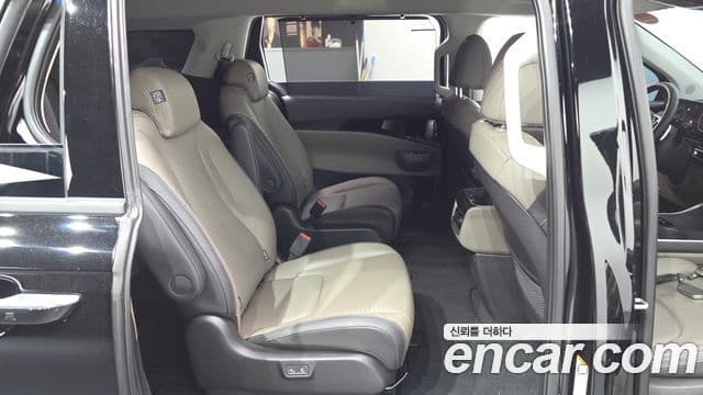 Kia Carnival 2024 — Фото 11/20