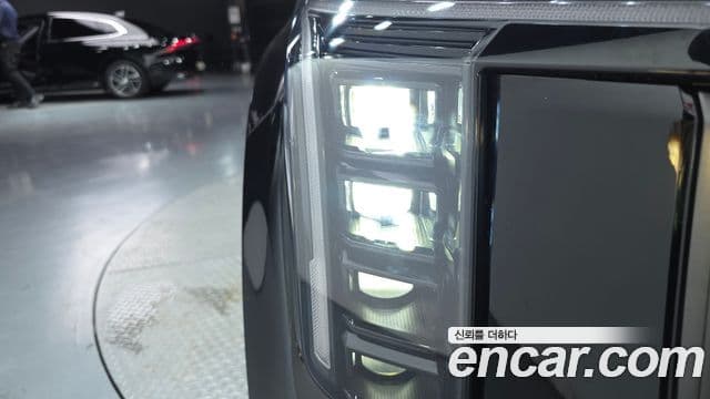 Kia Carnival 2024 — Şəkil 2/33