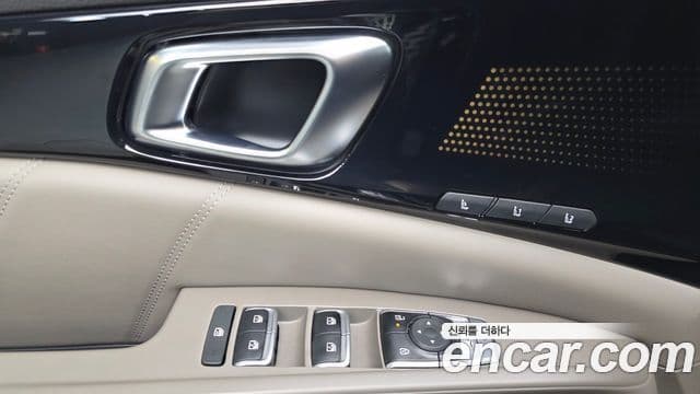 Kia Carnival 2024 — Şəkil 8/33