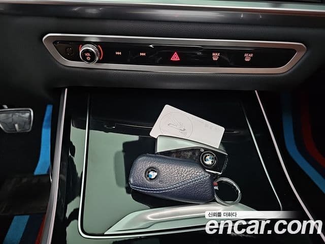 BMW X7 2024 — Photo 13/20