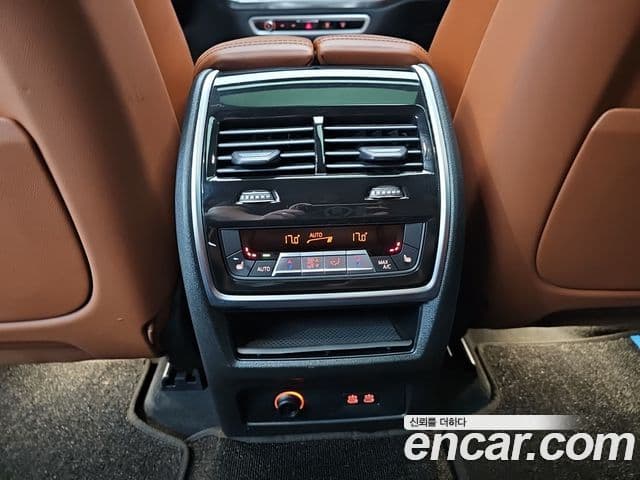 BMW X7 2024 — Photo 17/20