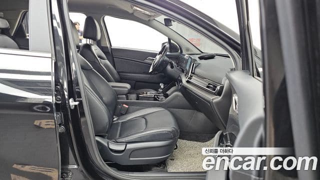 Kia Sportage 2021 — Фото 11/20