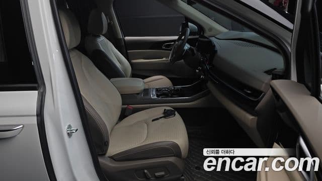 Kia Carnival 2024 — Şəkil 3/39