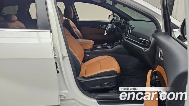 Kia Sportage 2024 — ფოტო 28/30