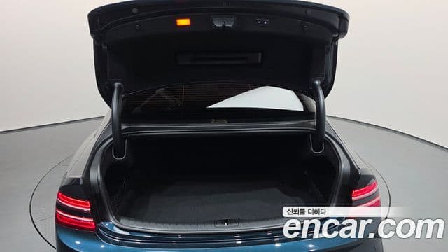 Genesis G80 2025 — Şəkil 16/36