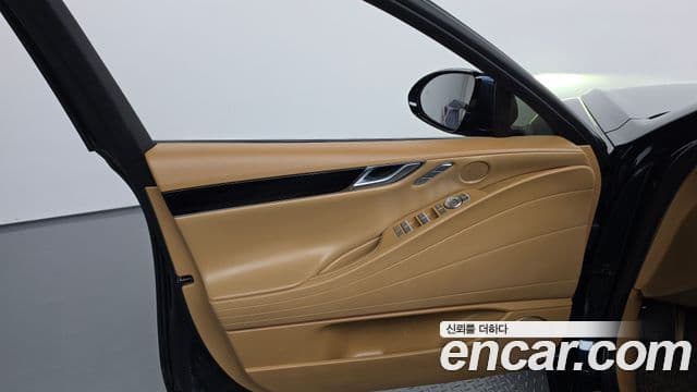 Genesis G80 2025 — Şəkil 21/36