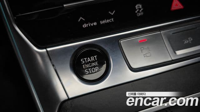Audi A6 2021 — Photo 18/37