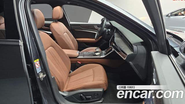 Audi A6 2021 — Photo 10/37