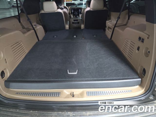 Cadillac Escalade 2018 — Photo 5/10