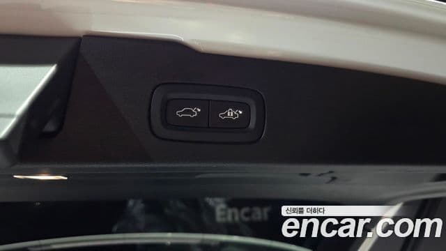 Volvo V60 Cross Country 2022 — Photo 11/36