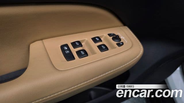 Volvo V60 Cross Country 2022 — Photo 25/36