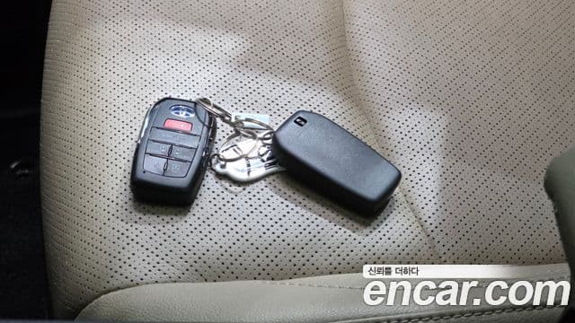 Toyota Sienna 2022 — ფოტო 7/34