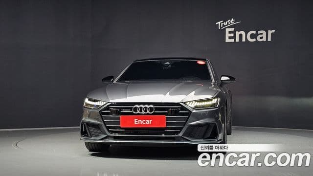 Audi A7 2022 — ფოტო 6/20
