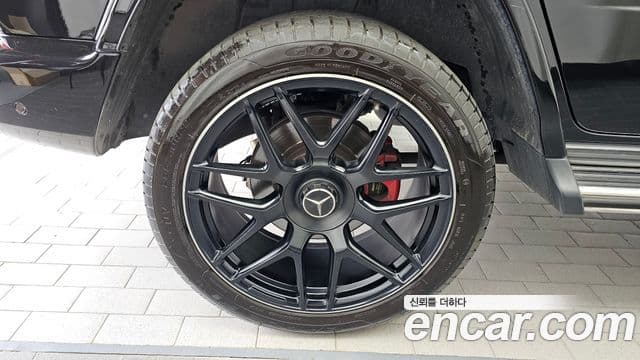 Mercedes-Benz G-Class 2021 — ფოტო 28/32