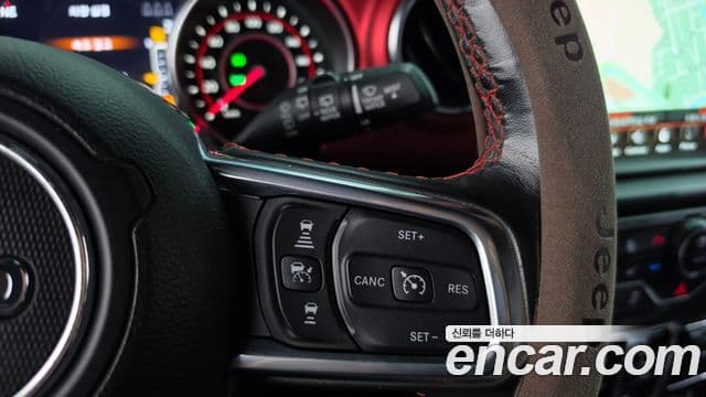 Jeep Wrangler 2021 — Photo 5/33