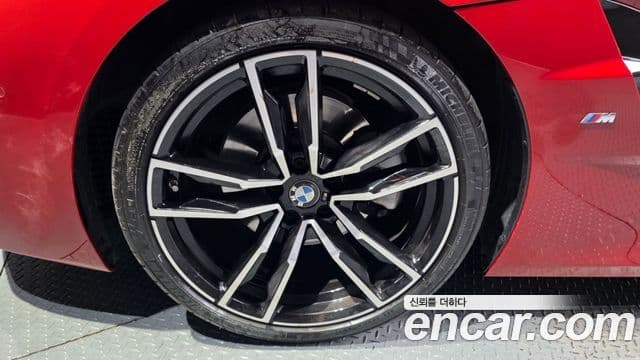 BMW Z4 2021 — Photo 23/36