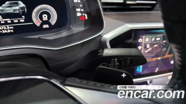 Audi A6 2020 — ფოტო 15/39