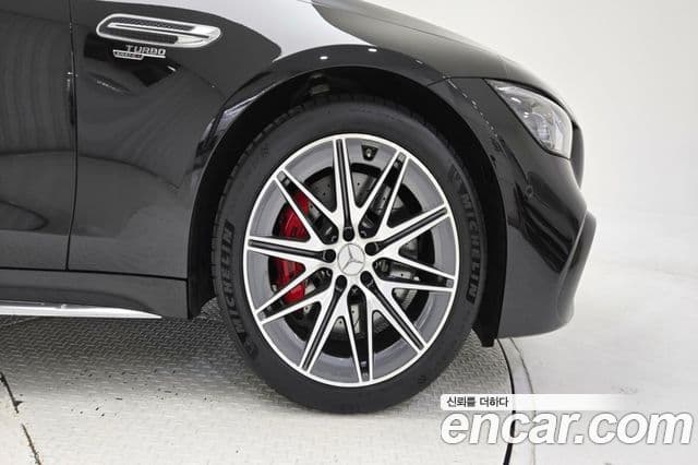 Mercedes-Benz AMG GT 2025 — Photo 7/20