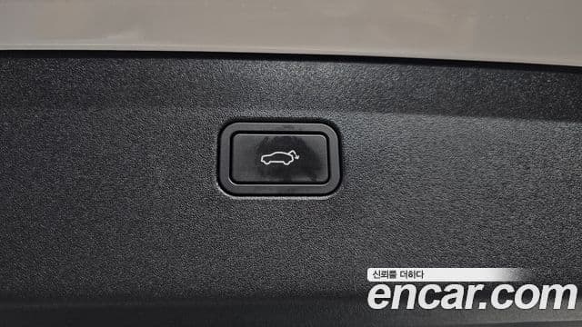 Volvo EX30 2025 — ფოტო 6/32