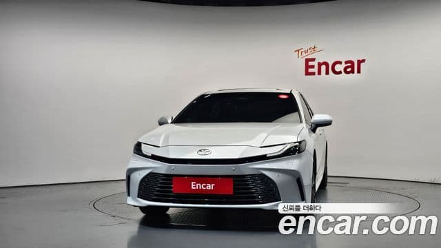 Toyota Camry 2026 — ფოტო 24/35