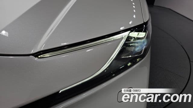 Toyota Camry 2026 — ფოტო 8/35
