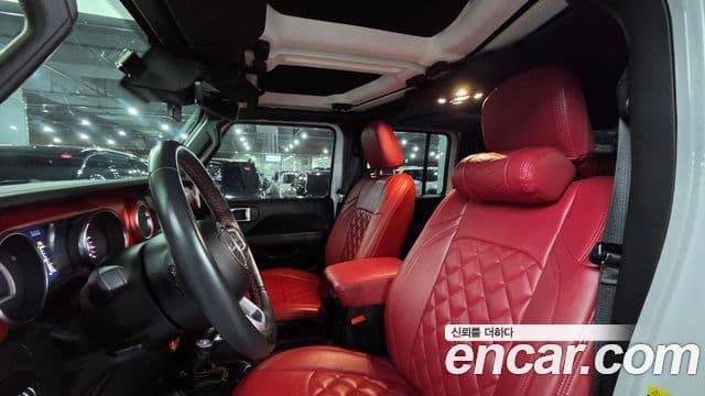 Jeep Gladiator 2021 — Photo 8/14