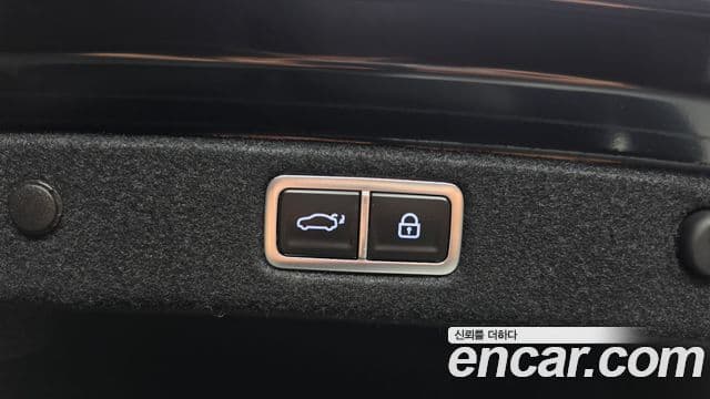 Hyundai Grandeur Hybrid 2025 — ფოტო 17/36