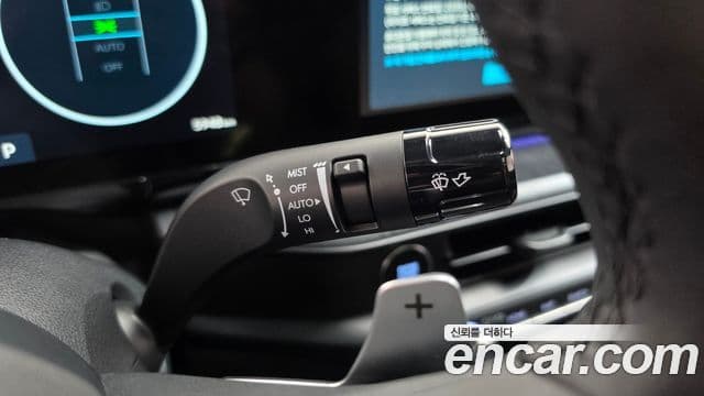 Hyundai Grandeur Hybrid 2025 — ფოტო 29/36