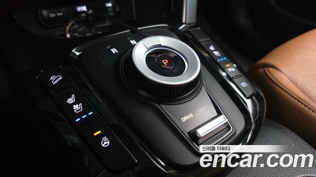 Kia Seltos 2023 — ფოტო 4/30