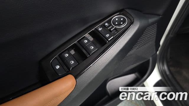 Kia Seltos 2023 — ფოტო 14/30