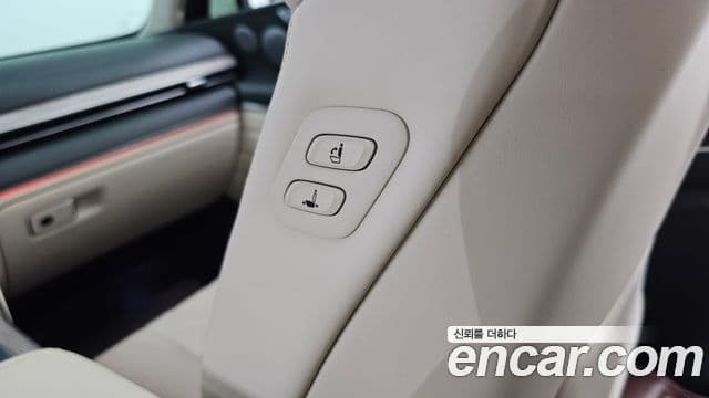 Genesis GV80 2025 — ფოტო 32/33