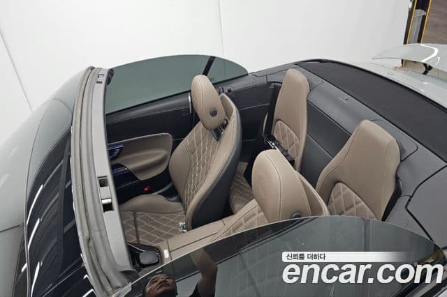 Mercedes-Benz SL-Class 2024 — Photo 1/20