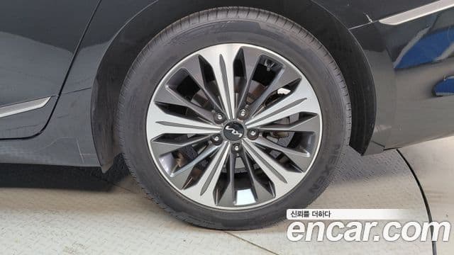 Kia K8 2021 — ფოტო 31/35