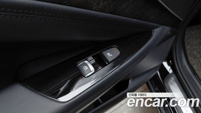 Kia K8 2021 — ფოტო 22/35
