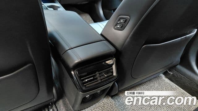 Kia K8 2021 — ფოტო 25/35