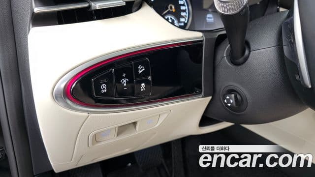 Genesis GV70 2021 — Photo 36/36