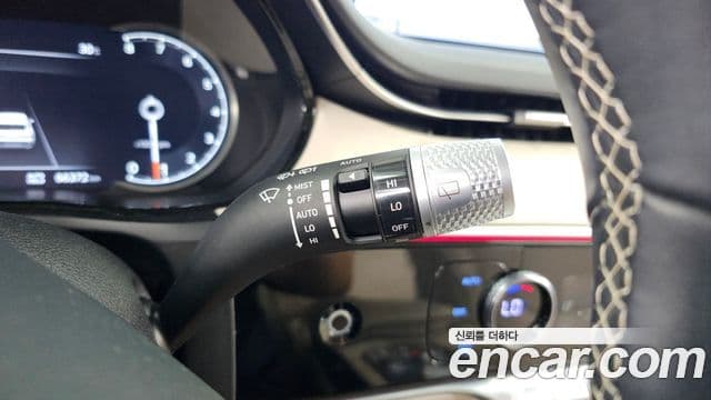 Genesis GV70 2021 — Photo 11/36